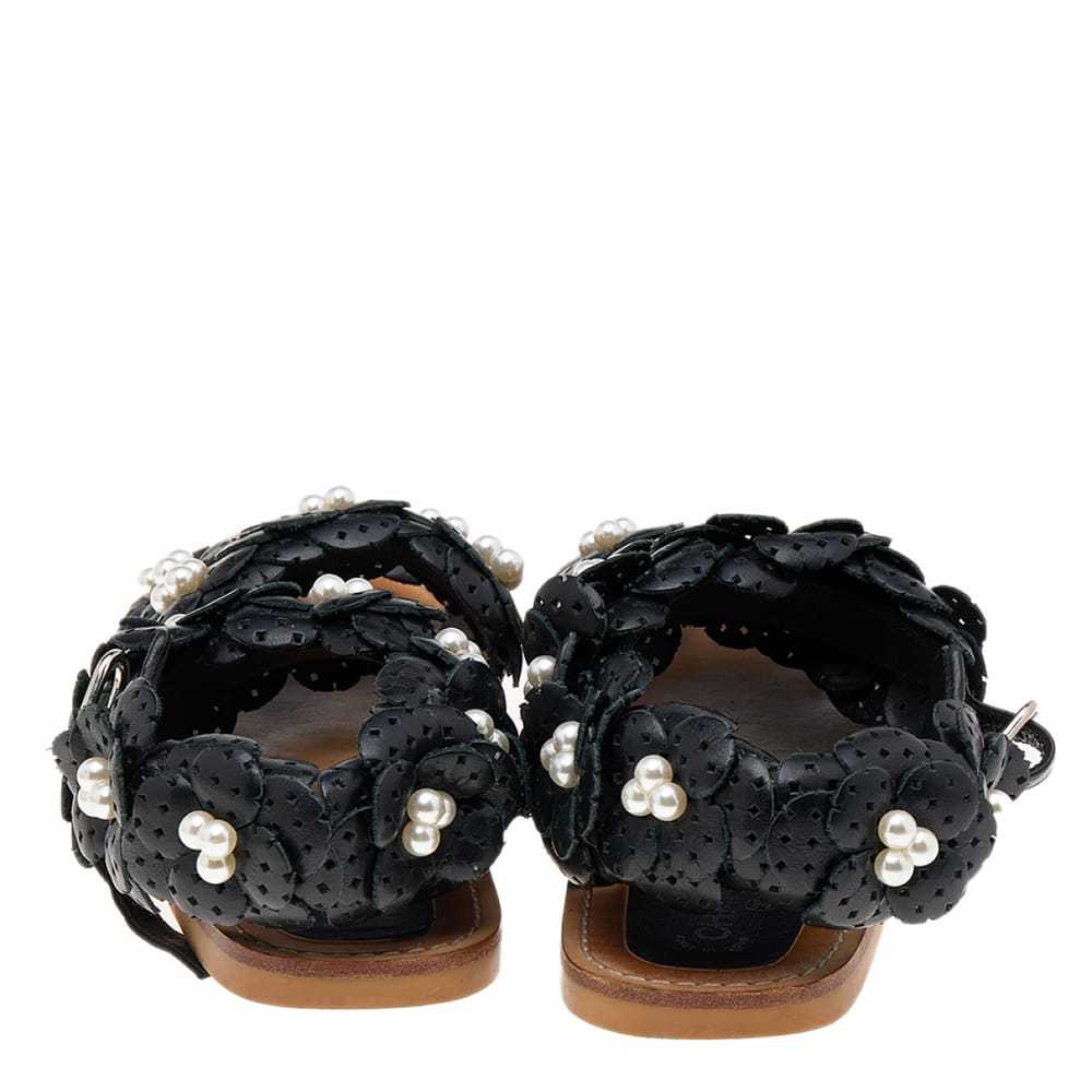 Chanel Leather sandal - image 4