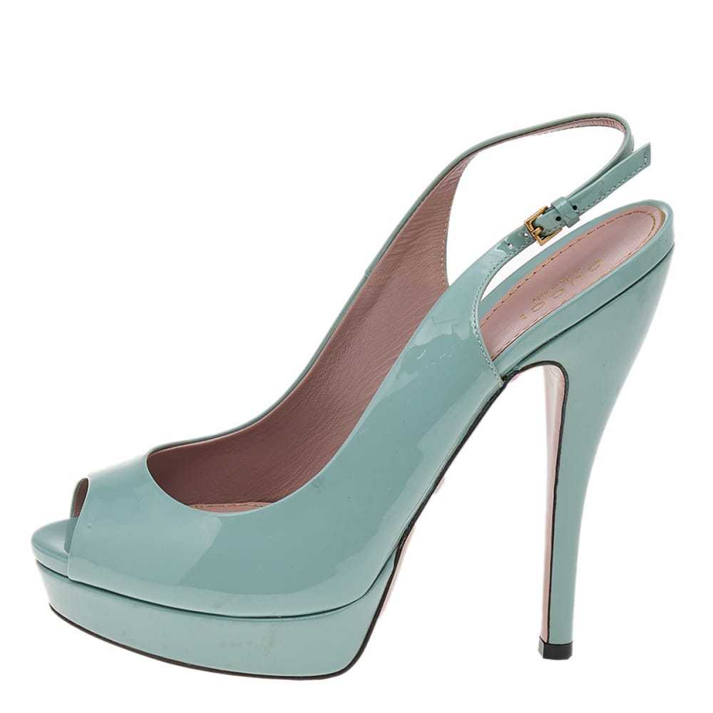 Gucci Patent leather sandal - image 8