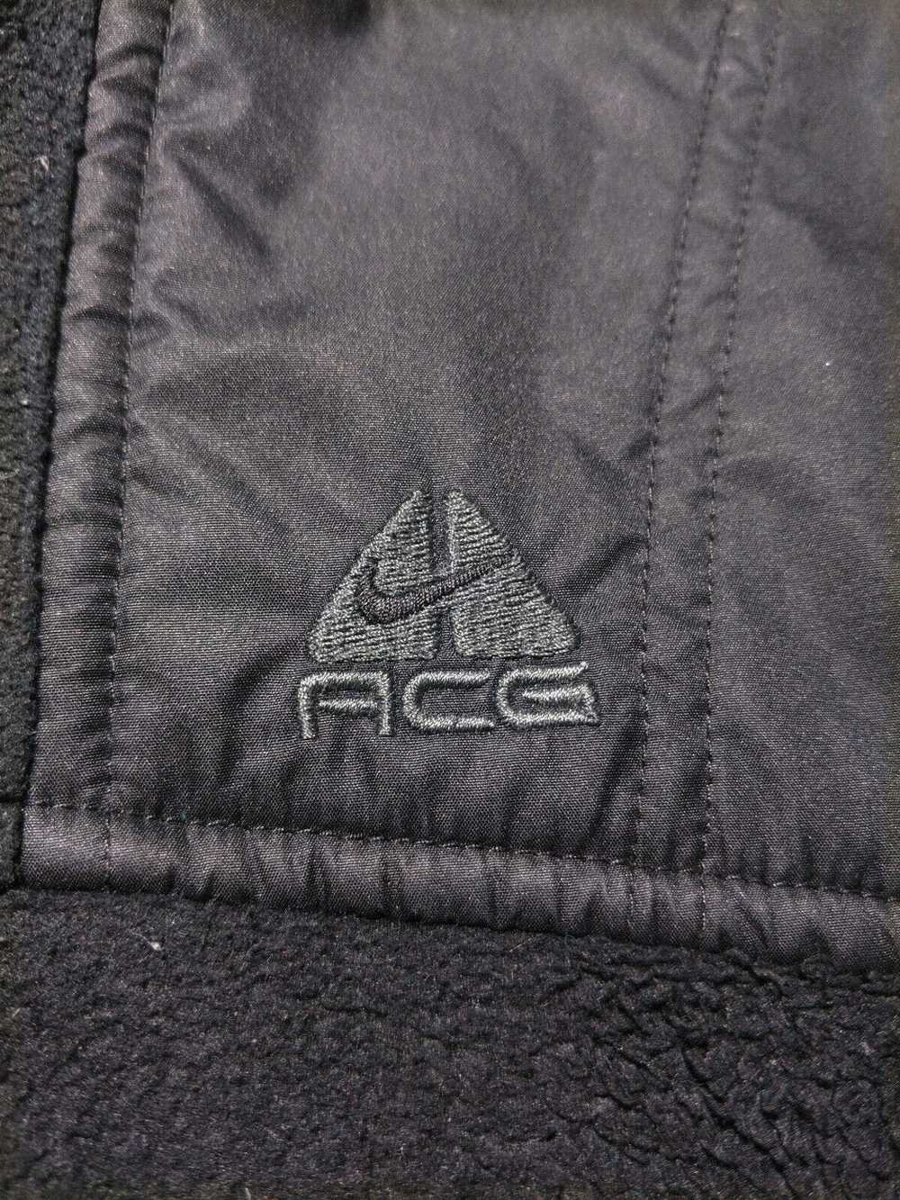 Nike ACG Medium Black / Gray Vintage 1990s Fleece… - image 2