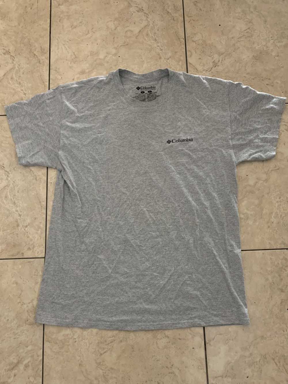 Columbia Columbia grey T shirt - image 1