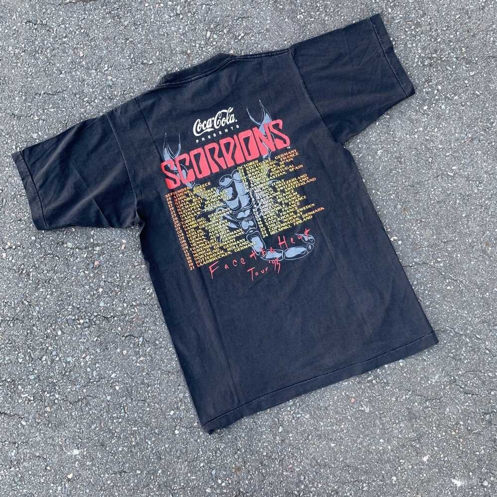 Rare × Rock Band × Rock T Shirt Vintage SCORPIONS… - image 2