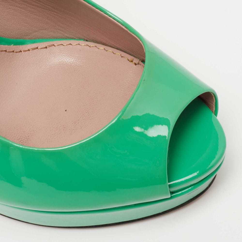 Gucci Patent leather flats - image 6