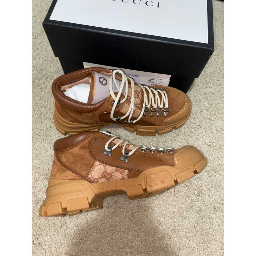 Gucci Flashtrek leather low trainers - image 2