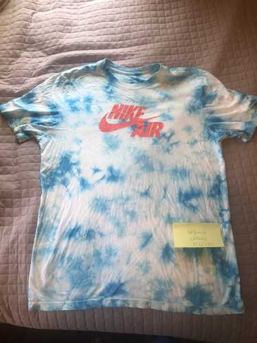 Nike Nike Air Tie-dye cloud shirt