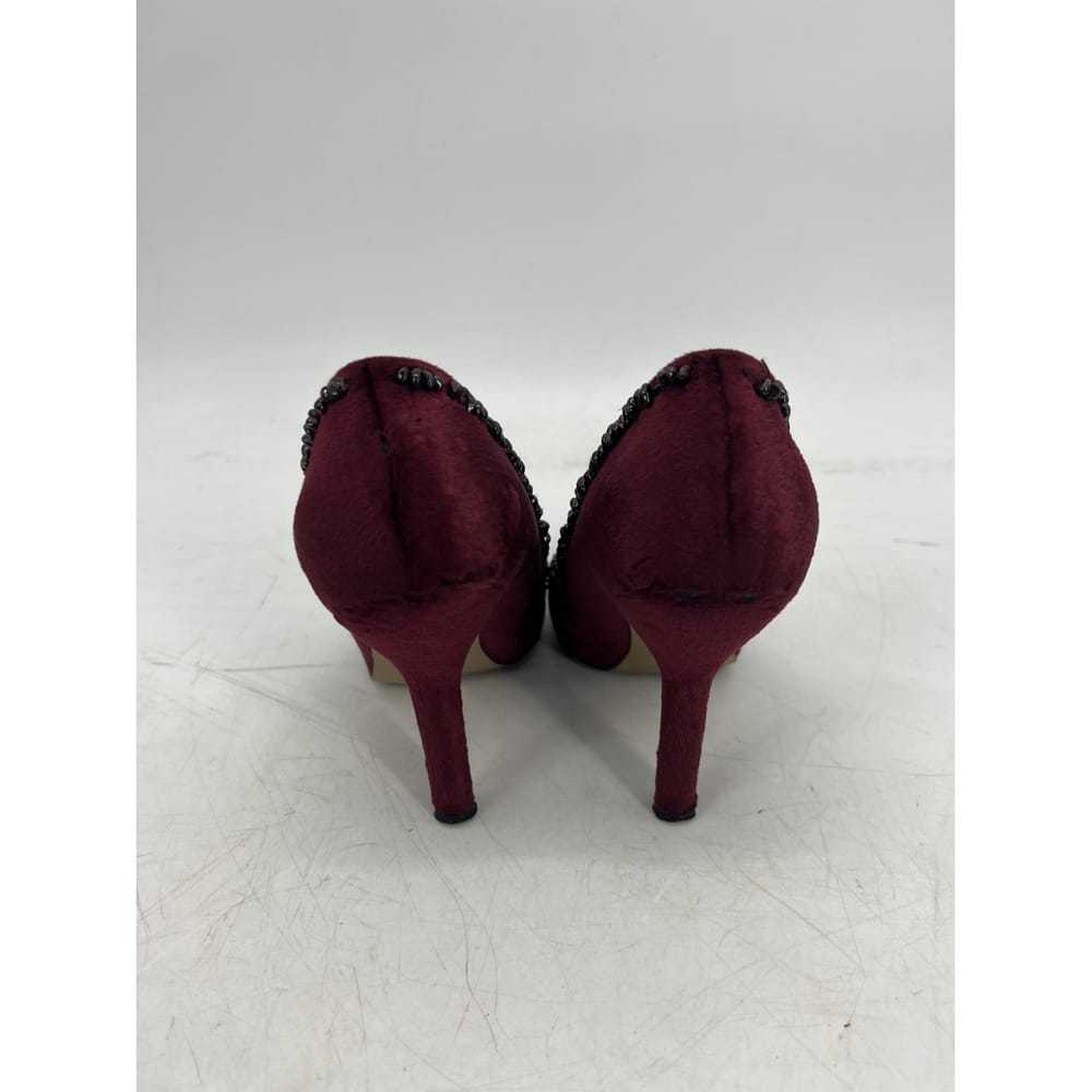 Gucci Velvet heels - image 5