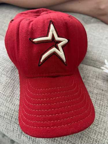 MLB Vintage Retro Astros Red Hat 7 5/8 - image 1