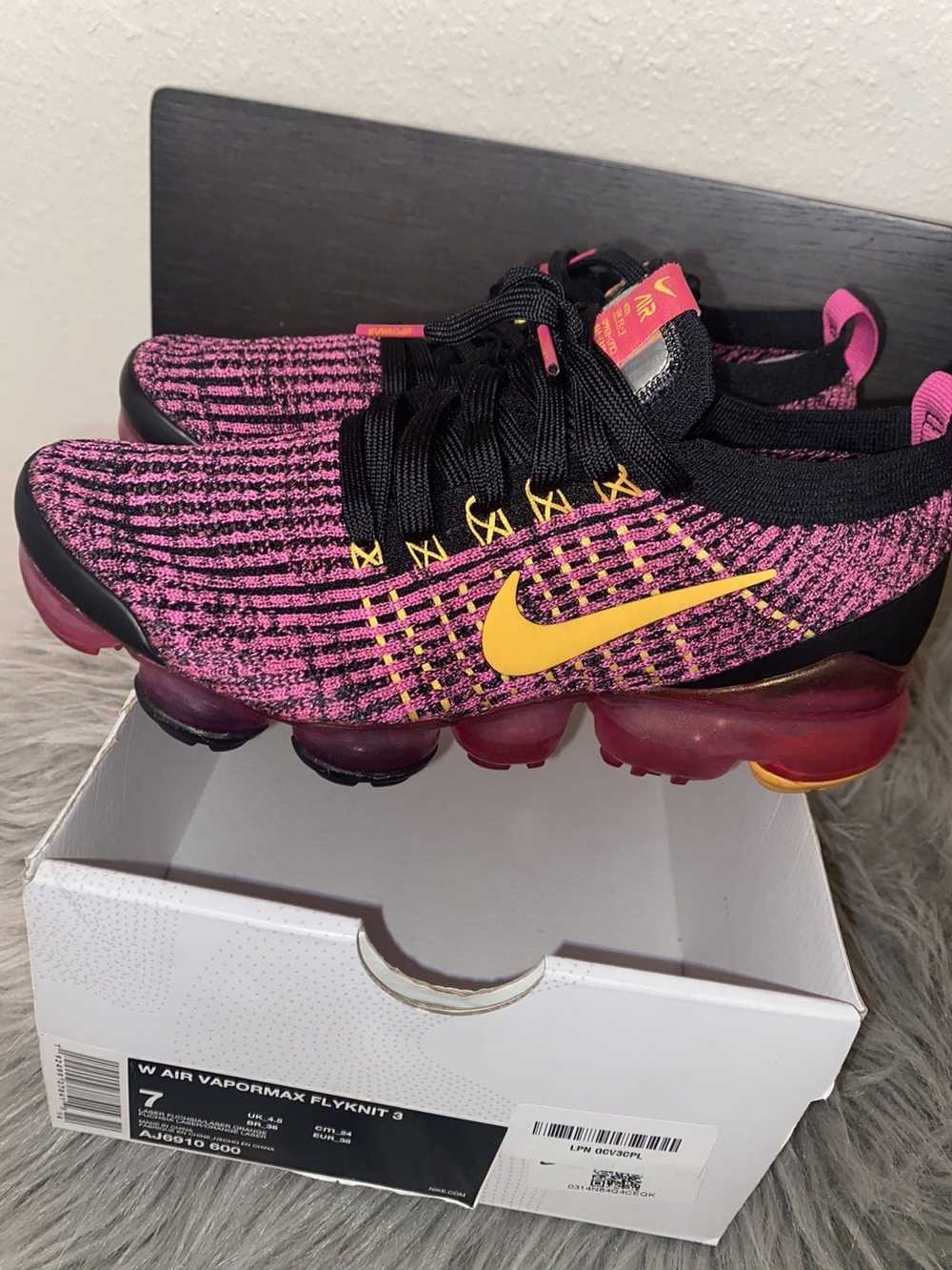 Nike W AIR VAPORMAX FLYKNIT 3 - image 6