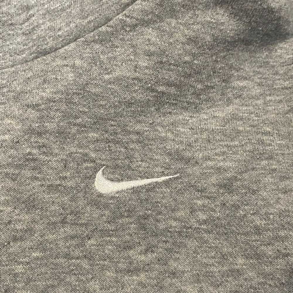 Nike Nike hoodie in grey basic y2k - image 3