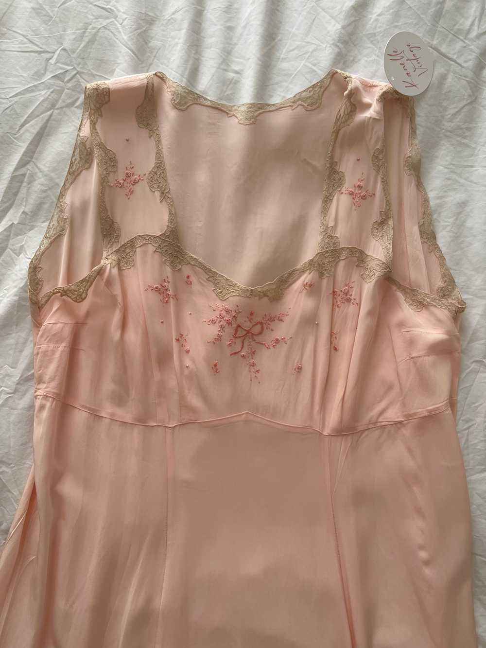 30s liquid silk pink embroidered slip - image 8