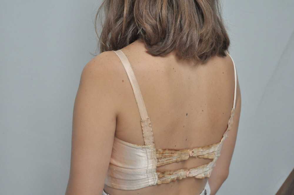 Rare 30s vintage bra French lingerie silk satin p… - image 3
