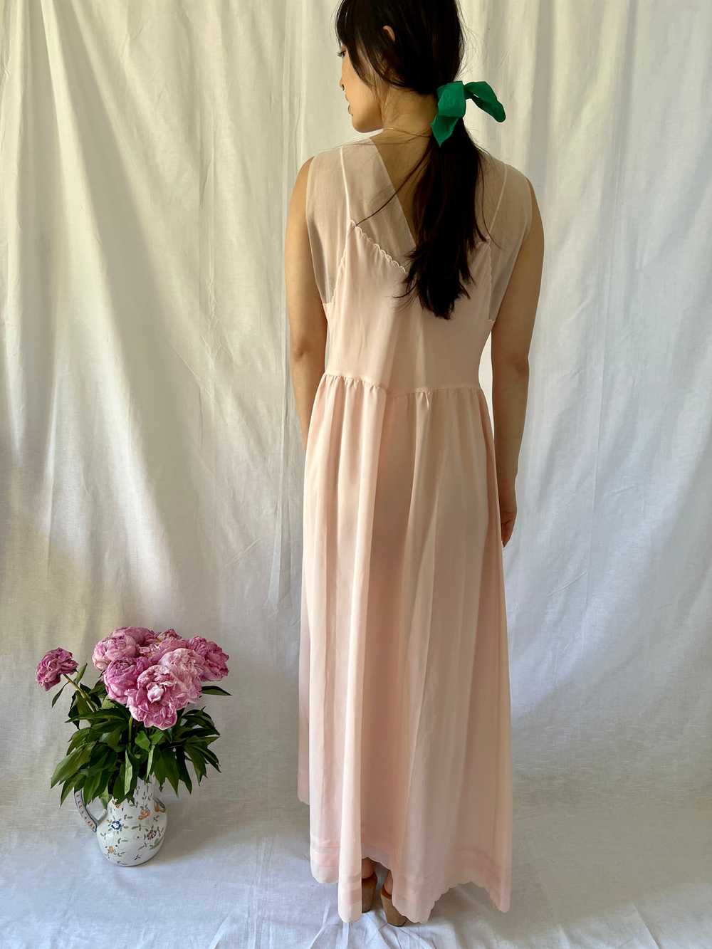 Vintage 1930s silk and tulle blush pink dress - image 6