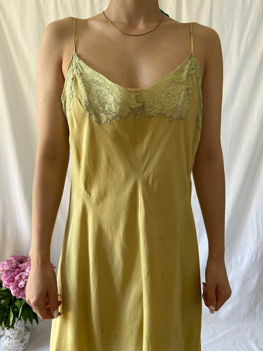 Vintage 40s hand dyed chartreuse green silk slip - image 3