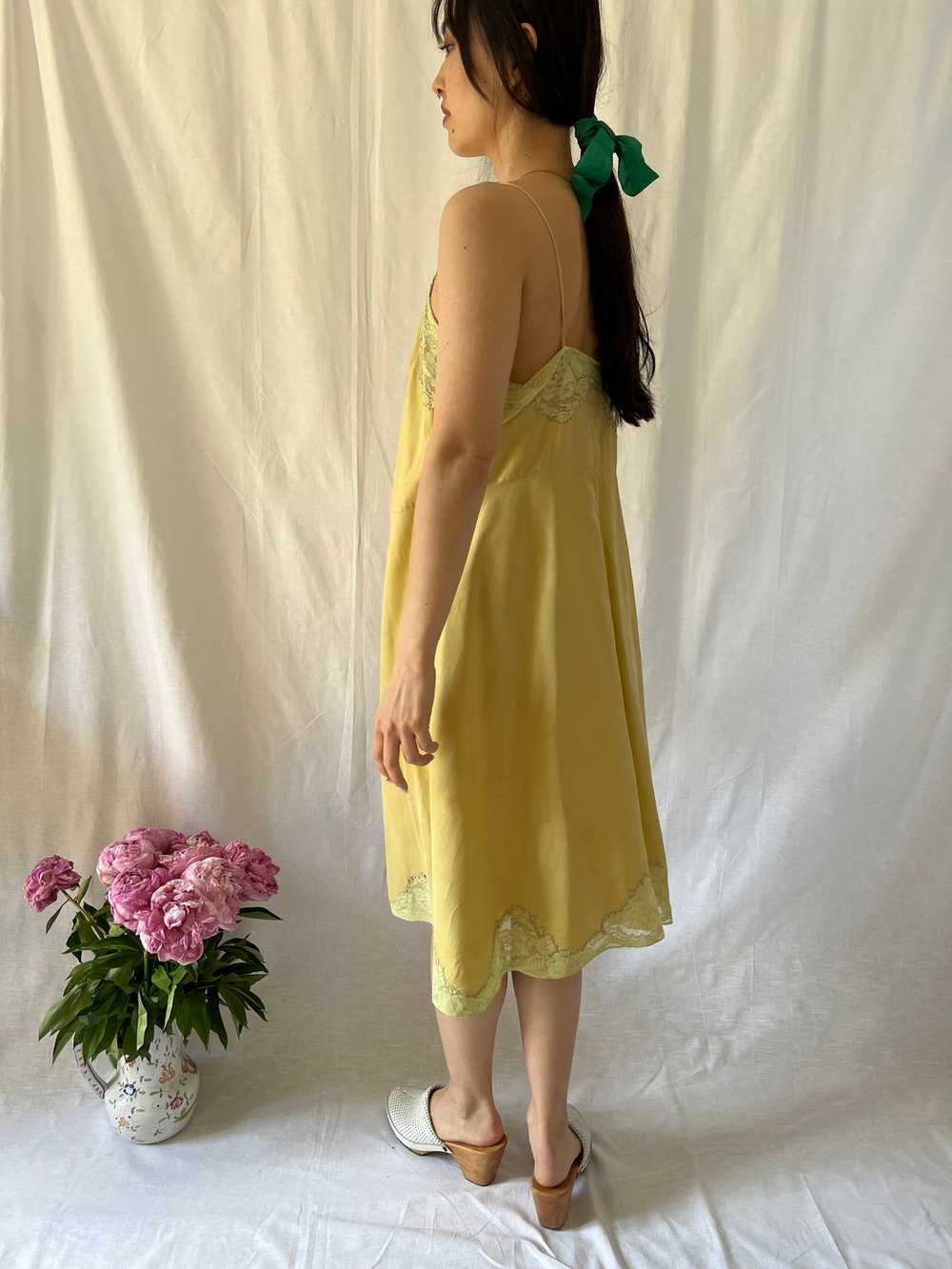 Vintage 40s hand dyed chartreuse green silk slip - image 5