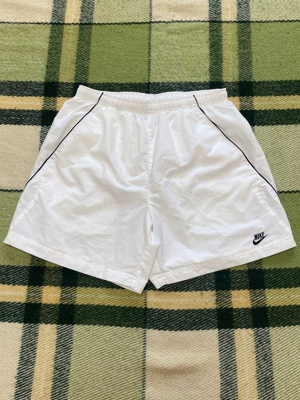 Nike × Streetwear × Vintage Vintage Nike shorts s… - image 1