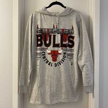 Chicago Bulls NBA 1990s vintage Layered Sleeve Tshirt