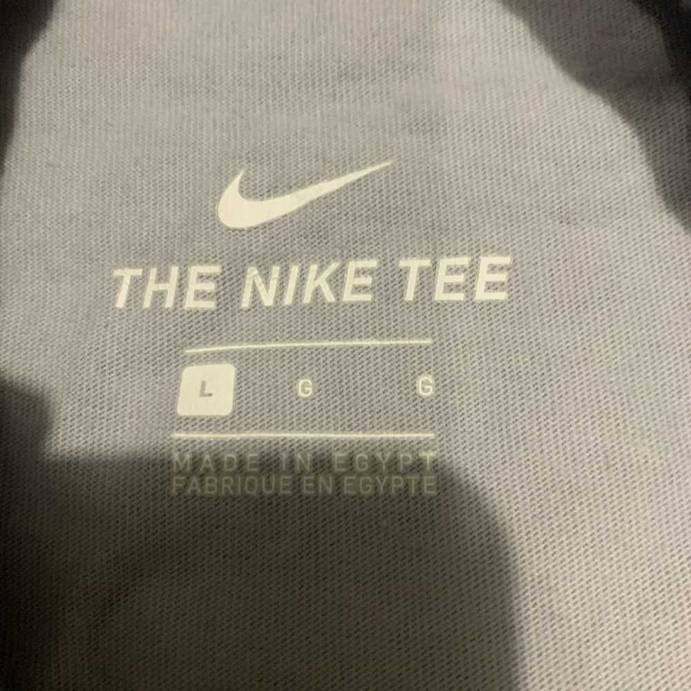 Nike Nike Tee Gray White T Shirt Short Sleeve Blu… - image 4