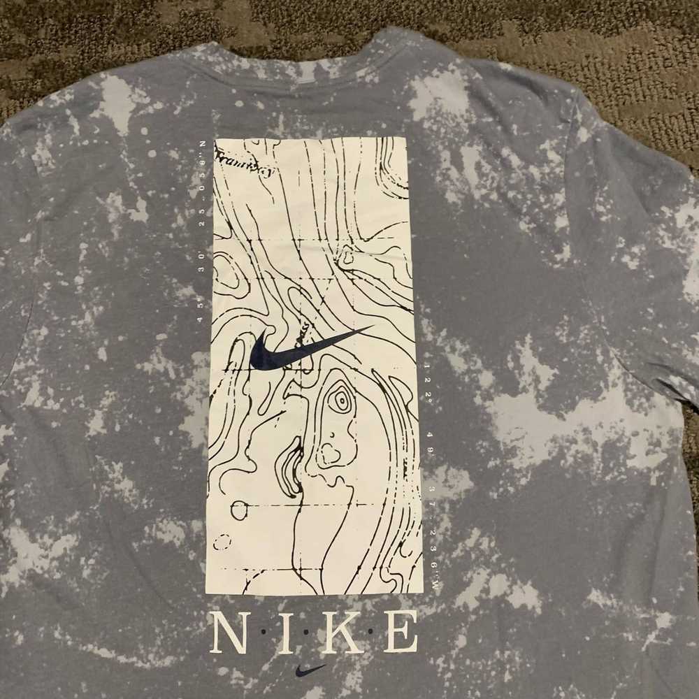 Nike Nike Tee Gray White T Shirt Short Sleeve Blu… - image 6
