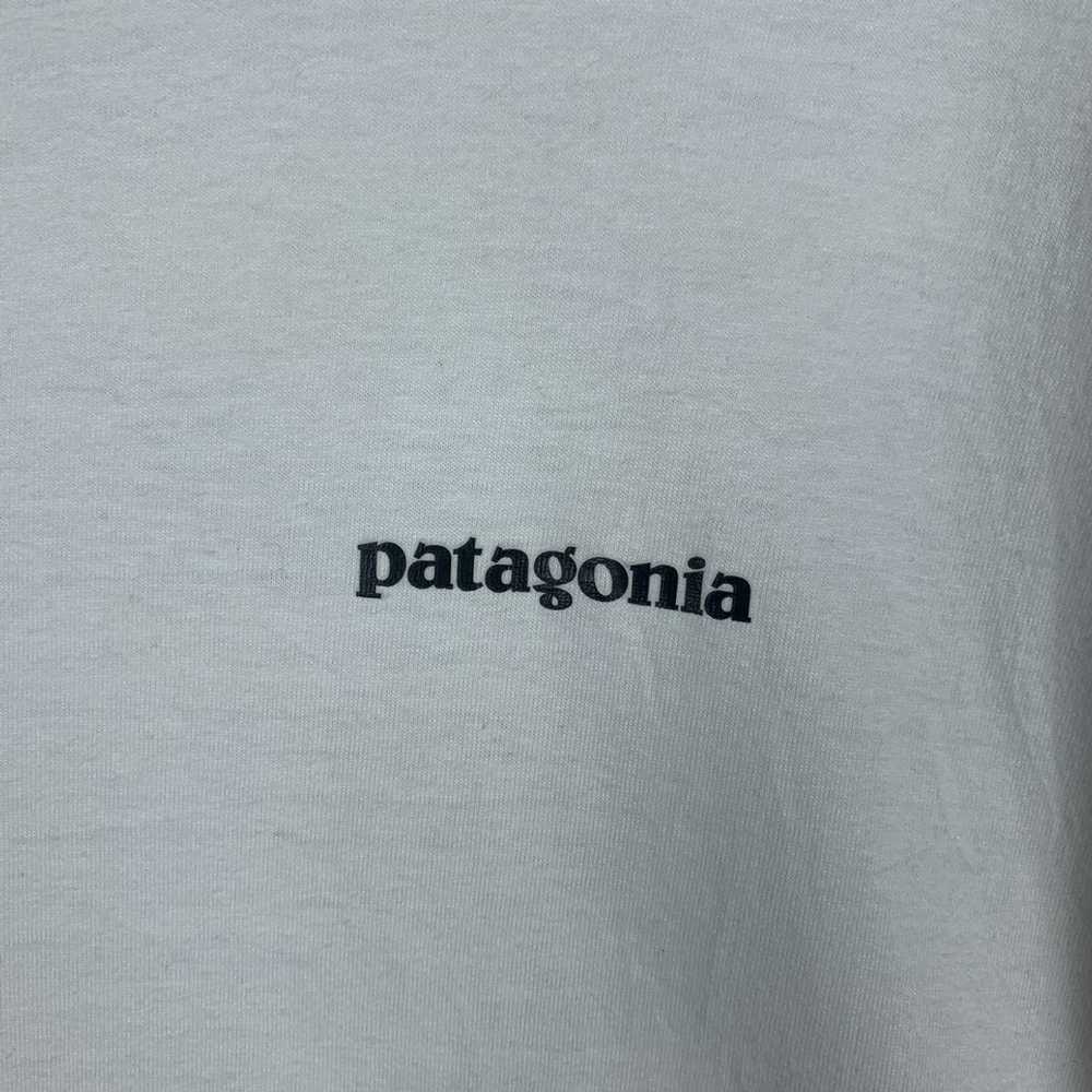 Patagonia × Streetwear T-shirt Patagonia big logo… - image 5