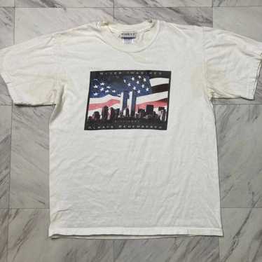 Rad! Vintage New York T-shirt With Twin Towers And The Statue Of Liberty  Graphic