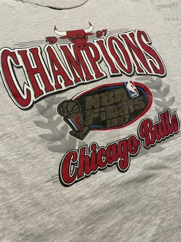 1997 Chicago Bulls Champion Rap T-Shirt – Vintage X Clothing