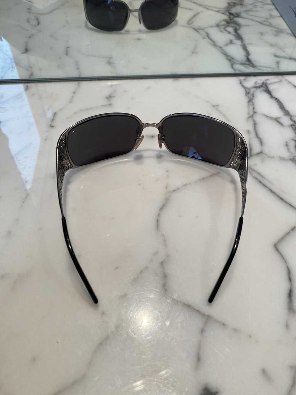 Fendi Wraparound FF logo cutout sunglasses - image 4