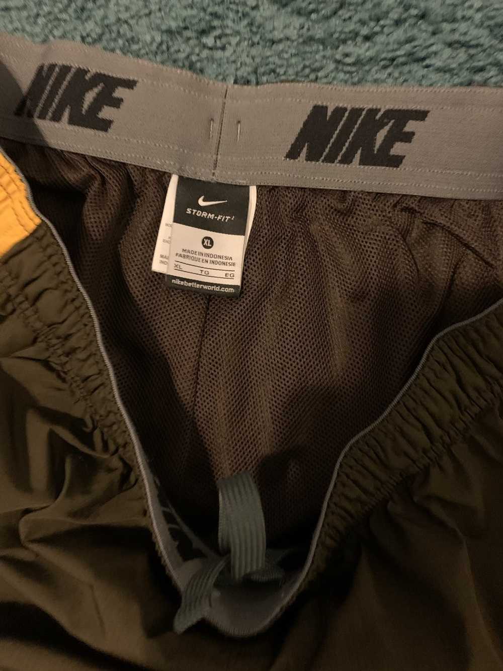 Nike Rare Waterproof Nike Storm Fit Brown Yellow … - image 4