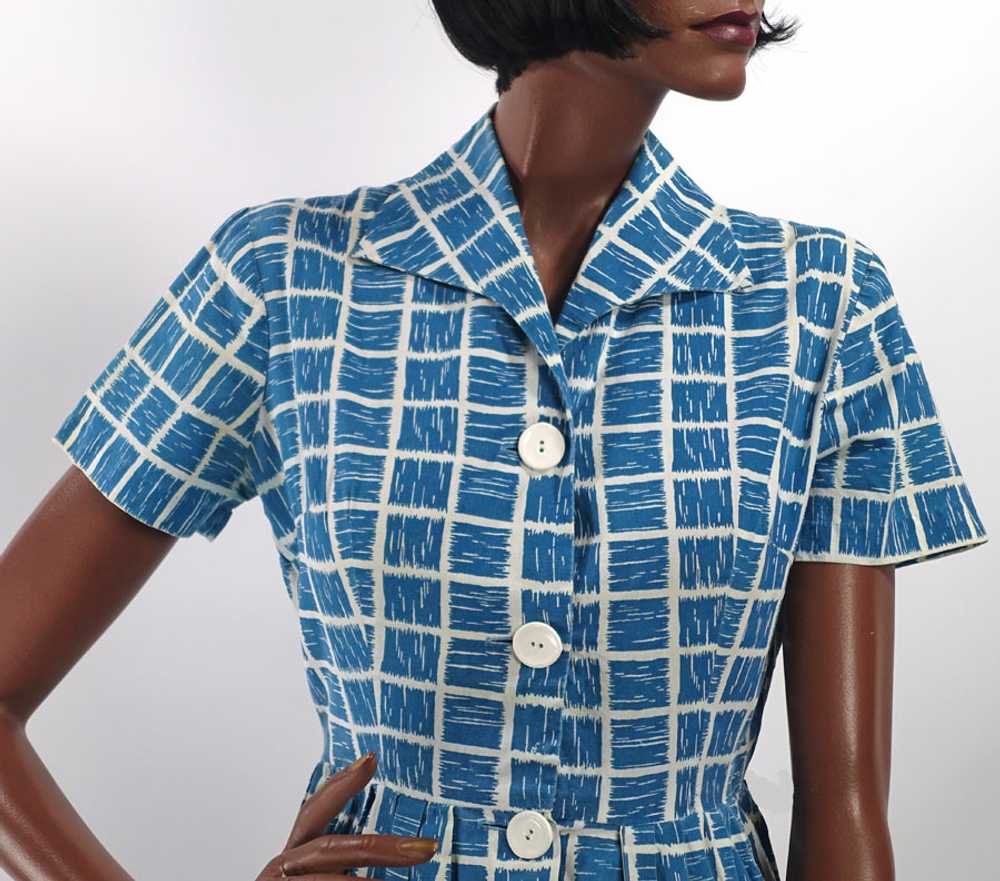 Women's Day Dress 40s 50s Shirtwaist Vintage Big … - image 4