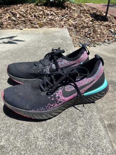 Nike epic react outlet flyknit miami vice