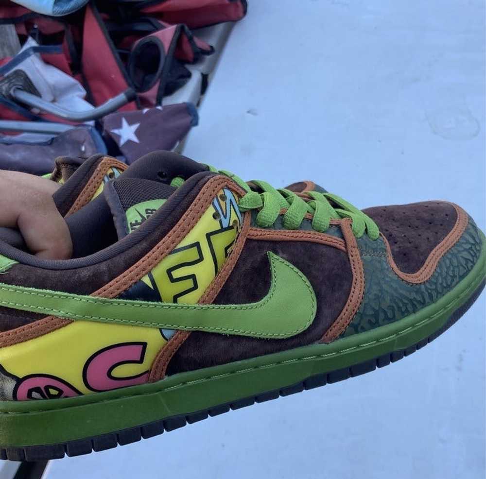 Nike SB Dunk Low De La Soul 2015 - image 1