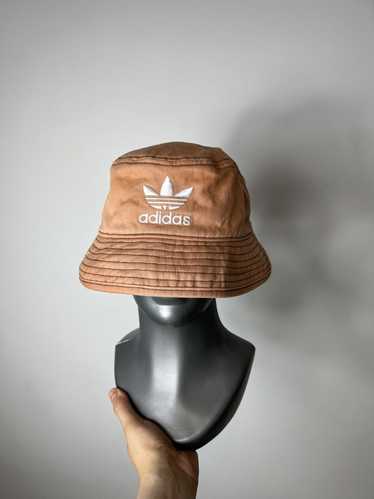 Adidas Bucket Adidas Custom - image 1