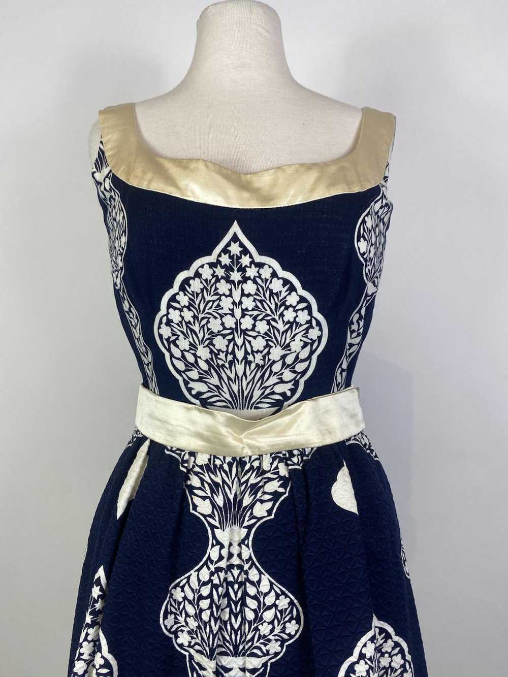 1960s Ronald Amey Printed Silk Trim Dress and Jac… - image 4