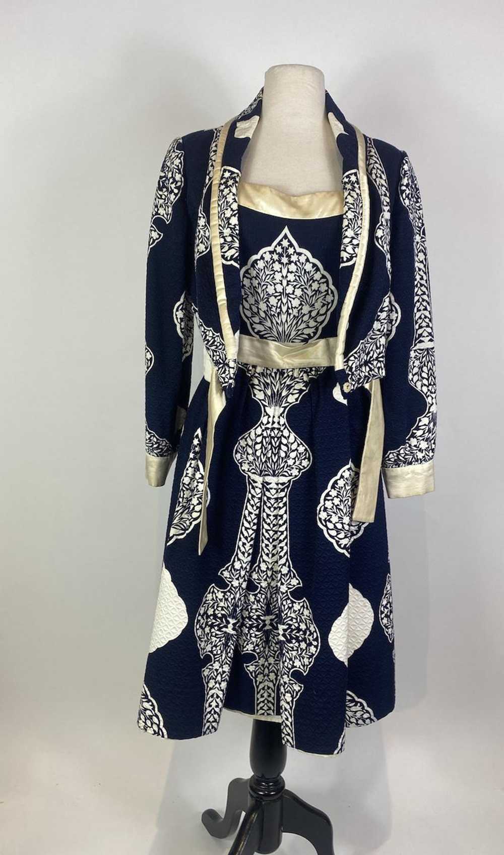1960s Ronald Amey Printed Silk Trim Dress and Jac… - image 7