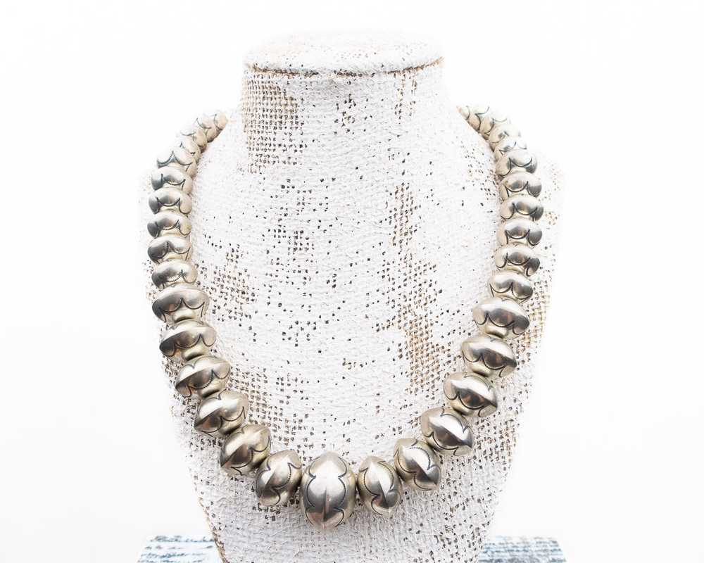 Midcentury Navajo Pearl Necklace - image 3