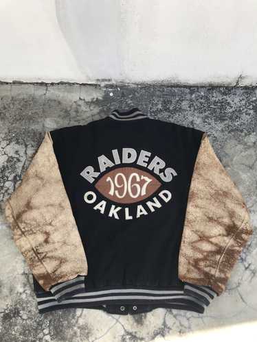 Oakland Raiders Nfl 3d Personalized Fleece Bomber Jacket – Teepital –  Everyday New Aesthetic Designs