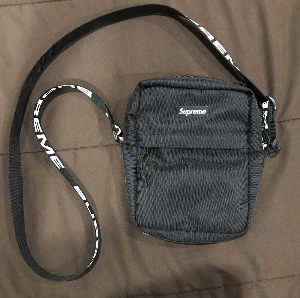 Supreme SS18 Shoulderbag (Basically New) - image 1