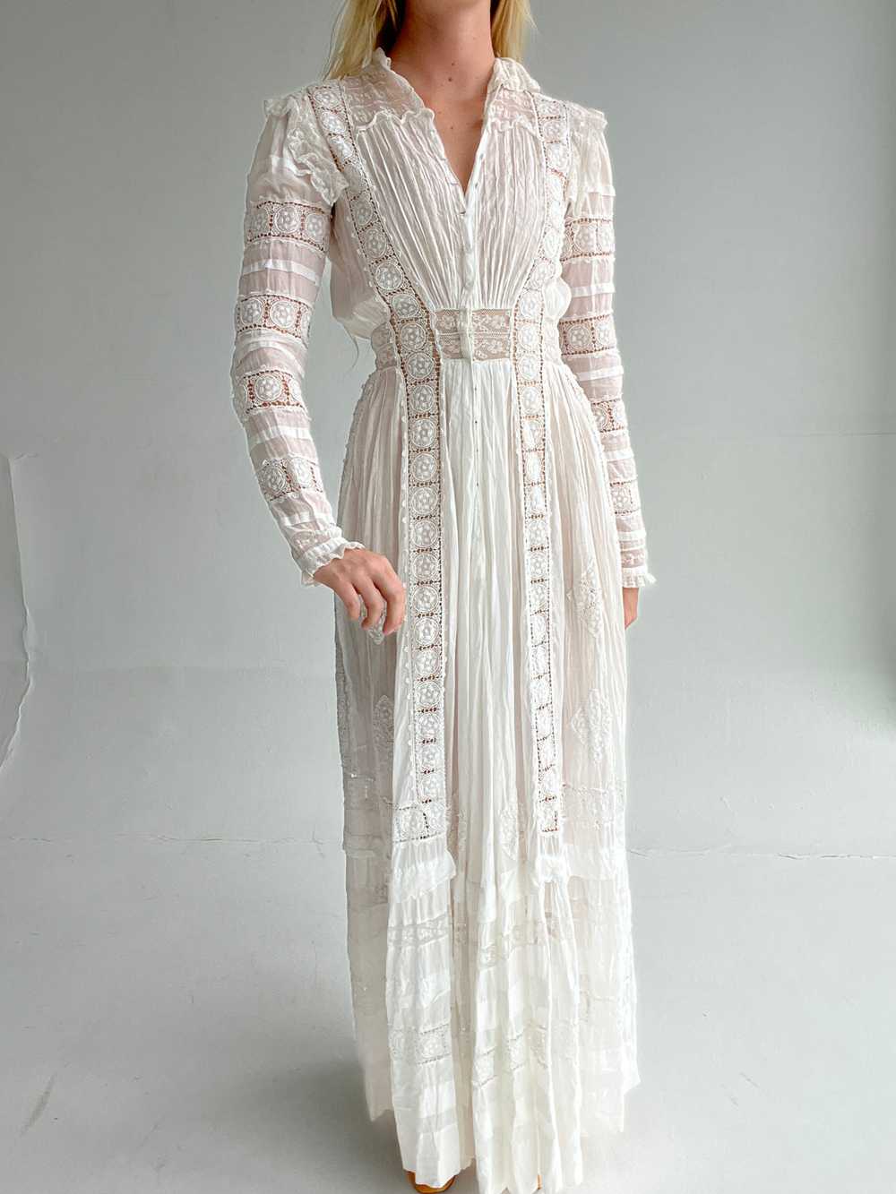 Edwardian White Cotton Long Sleeve Lawn Dress - image 4