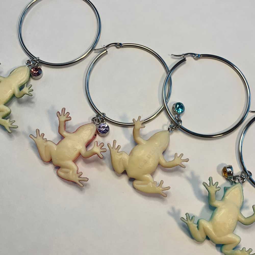 Frog toy single earrings- assorted - image 10