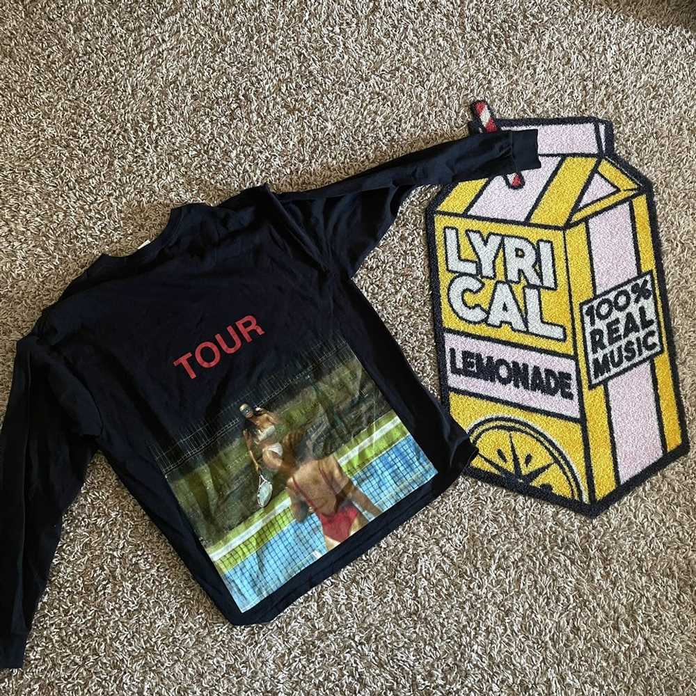 Streetwear Kanye tour tee - image 3