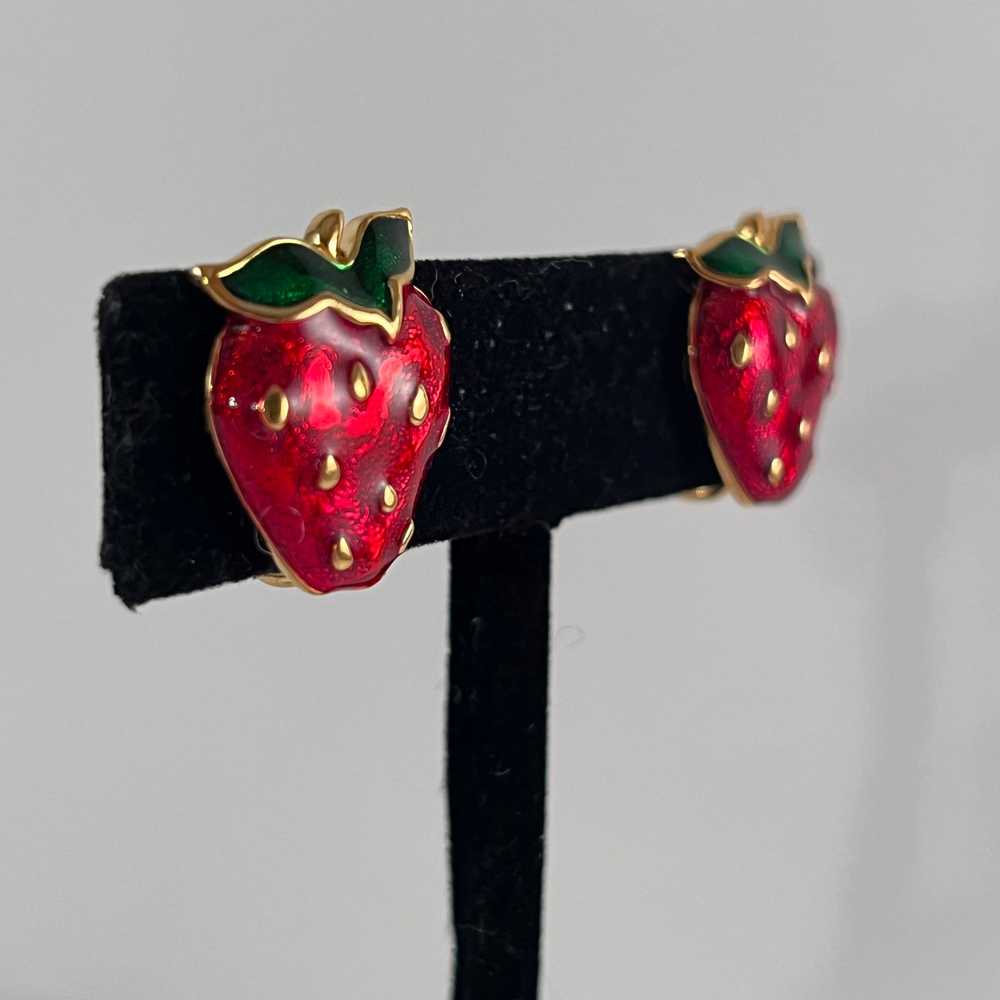 1990 Avon Very-Berry Earrings - image 3