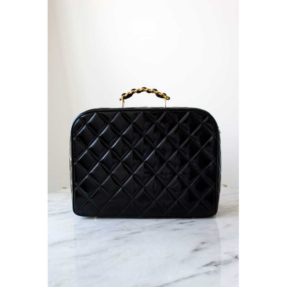 Chanel Patent leather handbag - image 10