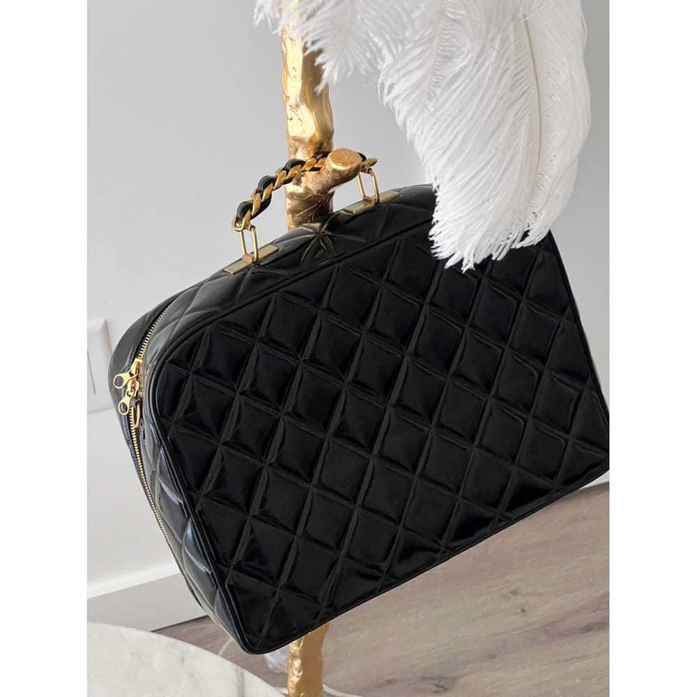 Chanel Patent leather handbag - image 6