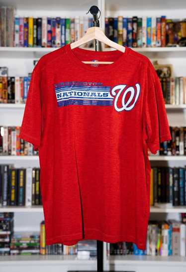 WASHINGTON NATIONALS Victor Robles #16 MAJESTIC jersey style T-SHIRT SIZE M  NWT