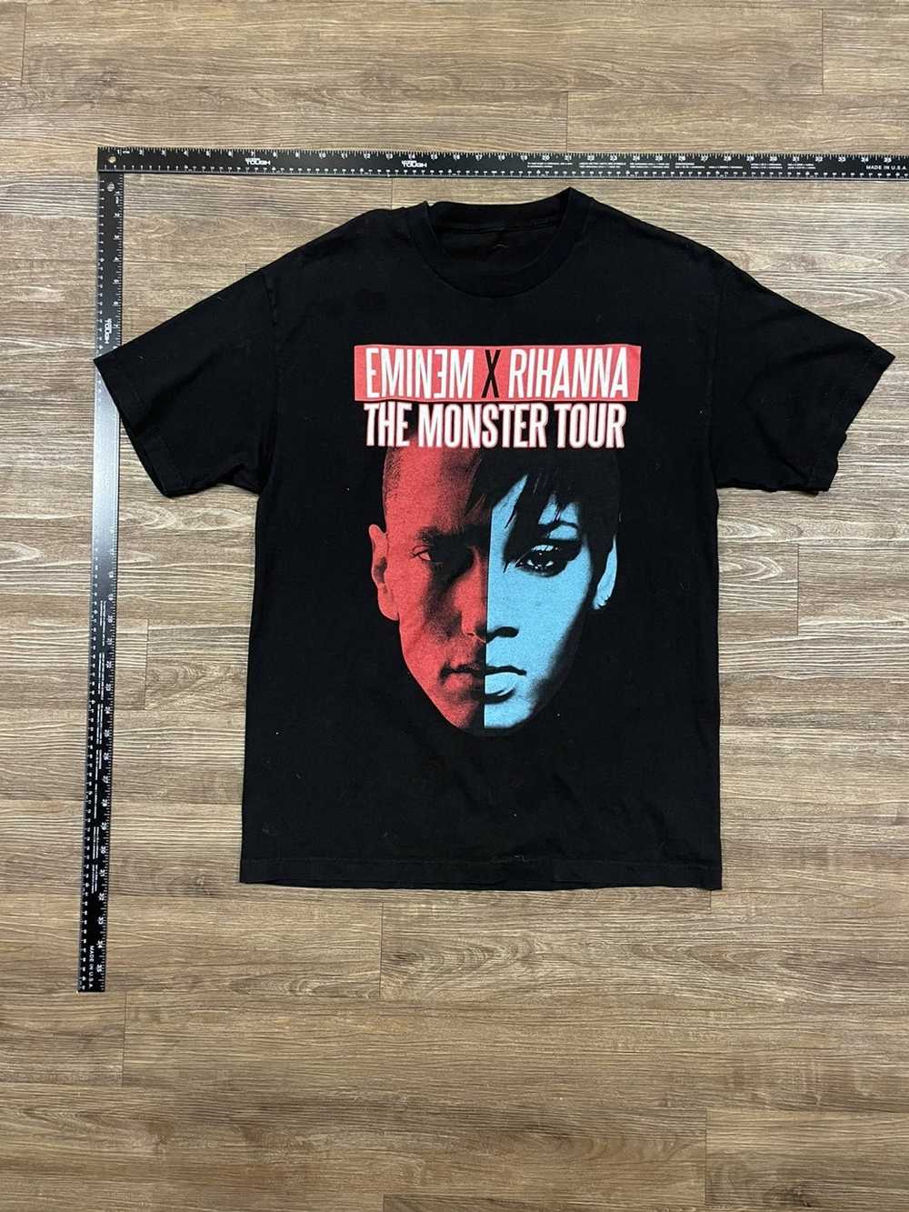 Rihanna Tour 2022: Setlist, Tickets & T-shirts - Vocal Bop