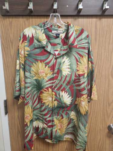 StarStruckNYC Vintage Tommy Bahama Pull Over Hawaiian Shirt