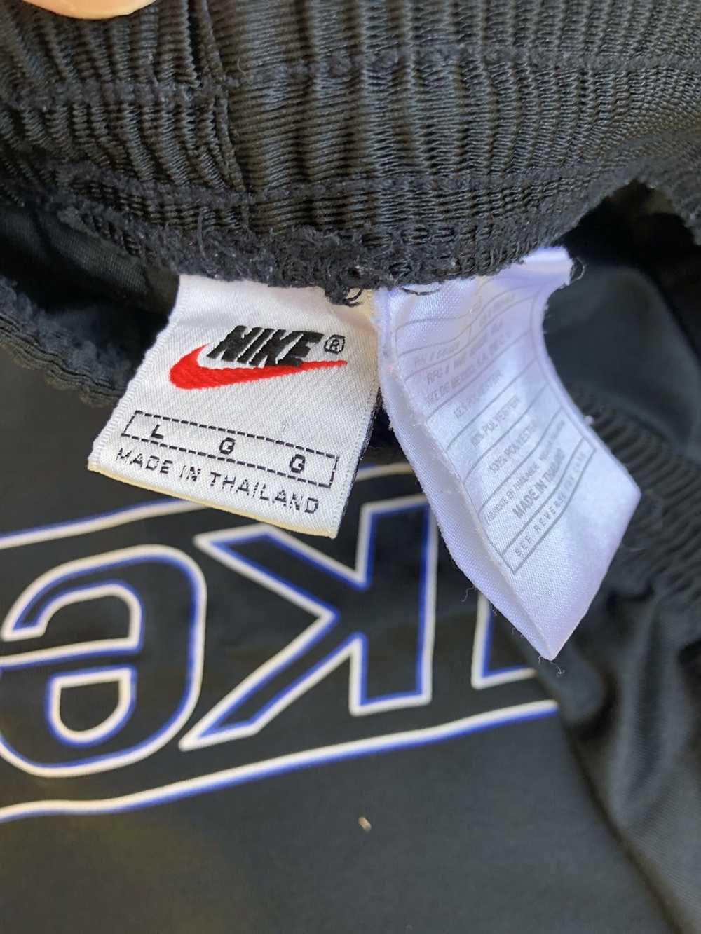 Nike × Streetwear × Vintage VTG Nike Shorts - image 3