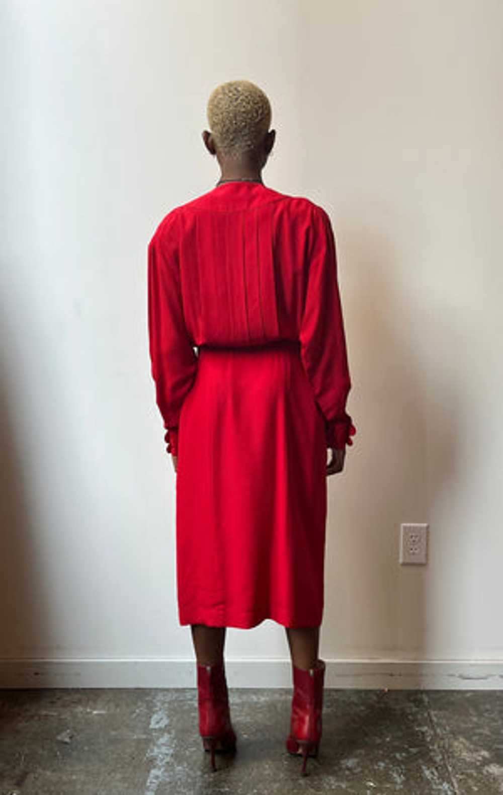 Chanel red silk pleated back dress - image 7