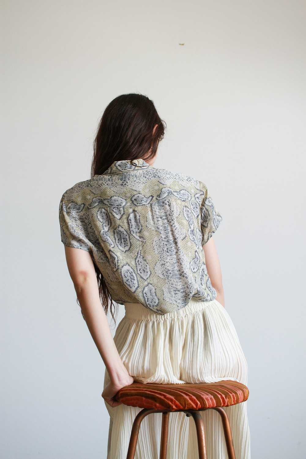 1990s Taupe Reptile Print Silk Blouse - image 6