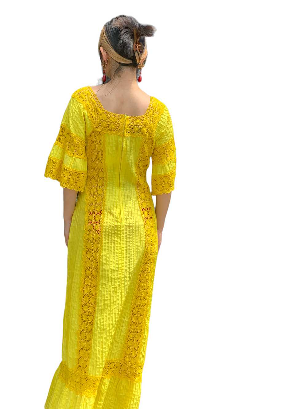Vintage Yellow Lace Traditonal Dress - image 2