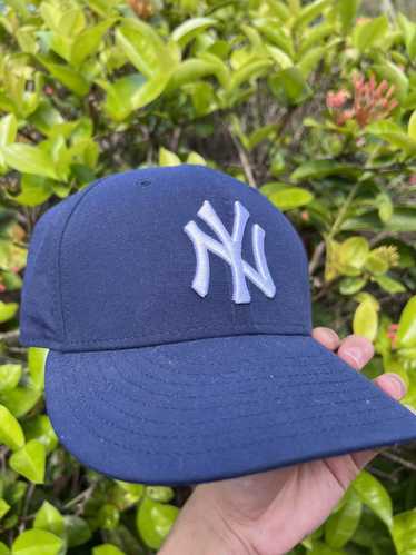 Kith and New Era for New York Yankees Plaid Bucket Hat at 1stDibs