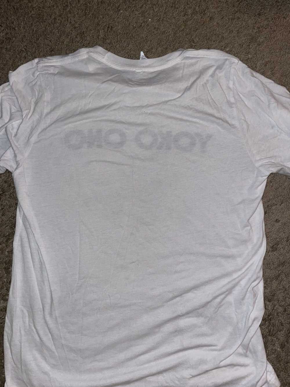Canvas Yoko Ono t shirt - image 4